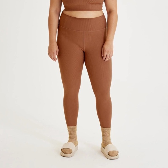 Girlfriend Collective Rye Rib High-Rise Legging - Picture 2 of 5